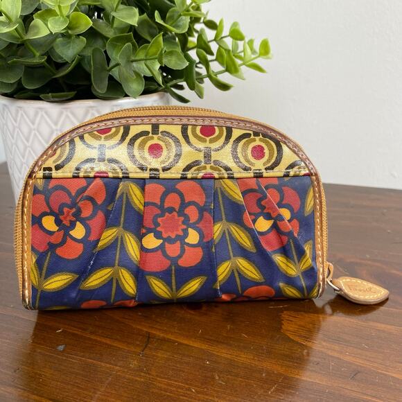 Fossil Floral Coated Canvas Zip Around ID Wallet - Picture 2 of 10